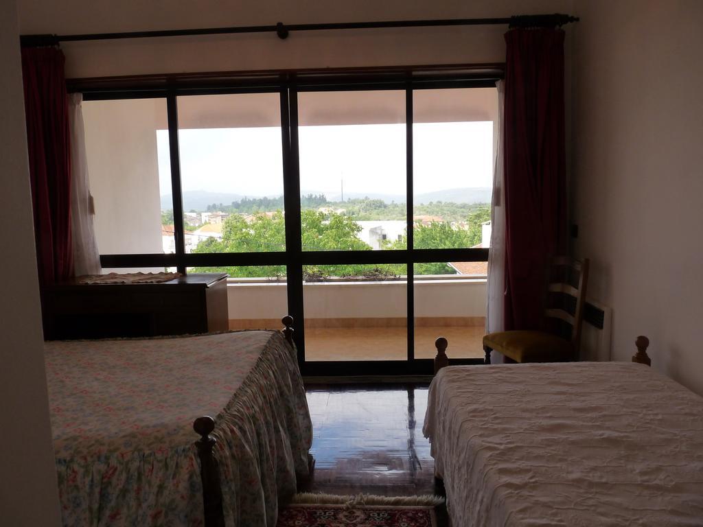 Отель Residencial O Bras Alvaiazere Экстерьер фото