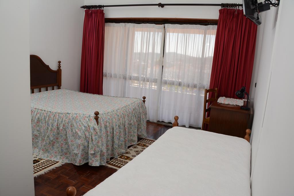 Отель Residencial O Bras Alvaiazere Экстерьер фото
